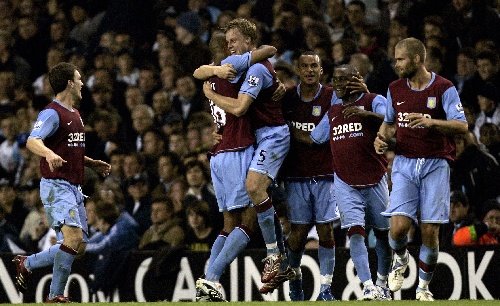 今日凯尔特人对阵活塞 普理查德因颈部伤势将出战成疑（凯尔特人今日迎战活塞，普理查德因颈部伤势出战成疑）