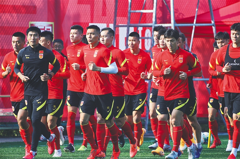 弗兰克：克罗地亚队成功的原因是团结；我曾看着魔笛比赛长大（弗兰克：克罗地亚成功靠团队凝聚力；我是在看魔笛踢球中长大的）