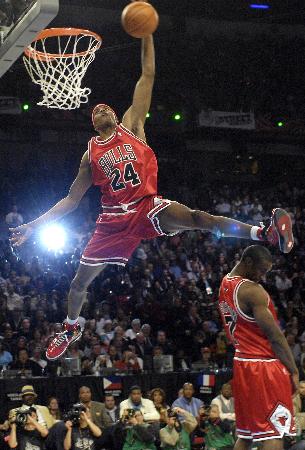 官方：26岁的前比利时国脚、国米旧将范赫斯登退役（官方消息：26岁比利时前国脚、国米旧将范赫斯登宣布退役）