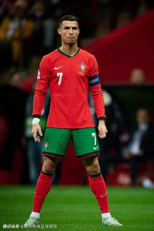 阿莫林：避免再踢两场附加赛非常重要 B费对我们很关键（阿莫林：避免再战两场附加赛至关重要，B费对球队不可或缺）