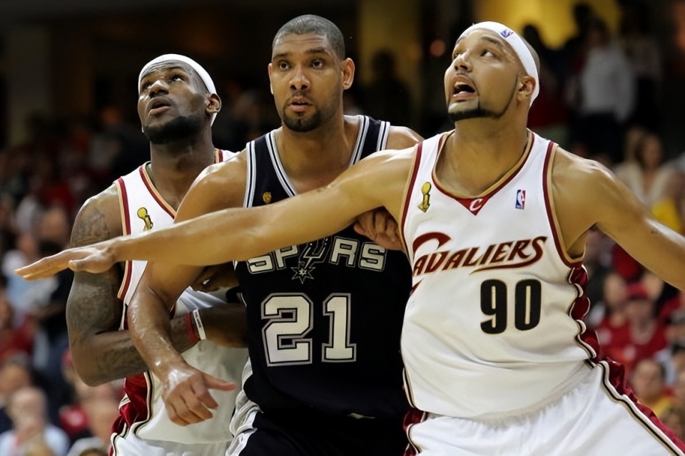 只差1分！日职联末轮争冠形势：鹿岛主场取胜即夺冠（距冠仅一步！日职联末轮决战：鹿岛主场赢球即封王）