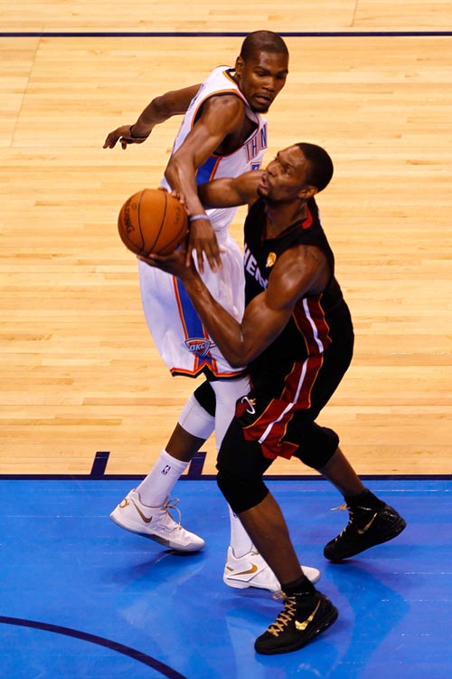 米体：吉尔摩考虑手术治疗耻骨炎，可能缺席至明年一月（米体：吉尔摩或接受耻骨炎手术，预计缺阵至明年一月）