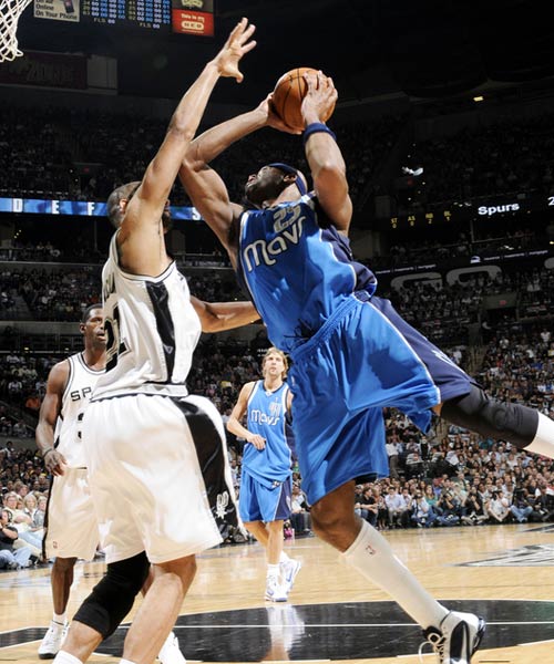 AI 对篮球战术的影响（人工智能赋能下的篮球战术变革）